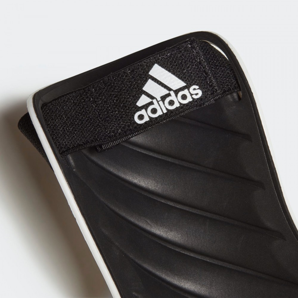Ochraniacze Piłkarskie Adidas Tiro