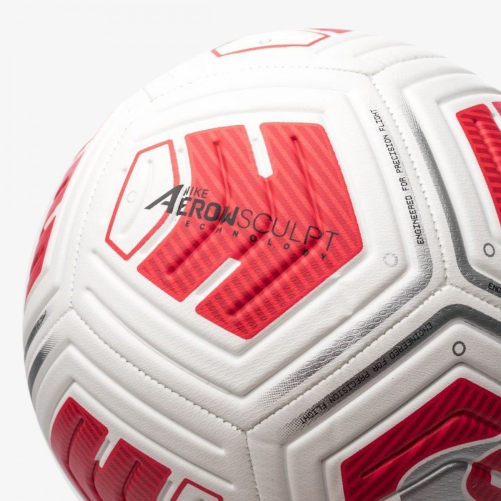 https://darcet.pl/49858-large_default/pilka-nozna-nike-pitch-pilka-do-nogi-niebieska-r-5.jpg