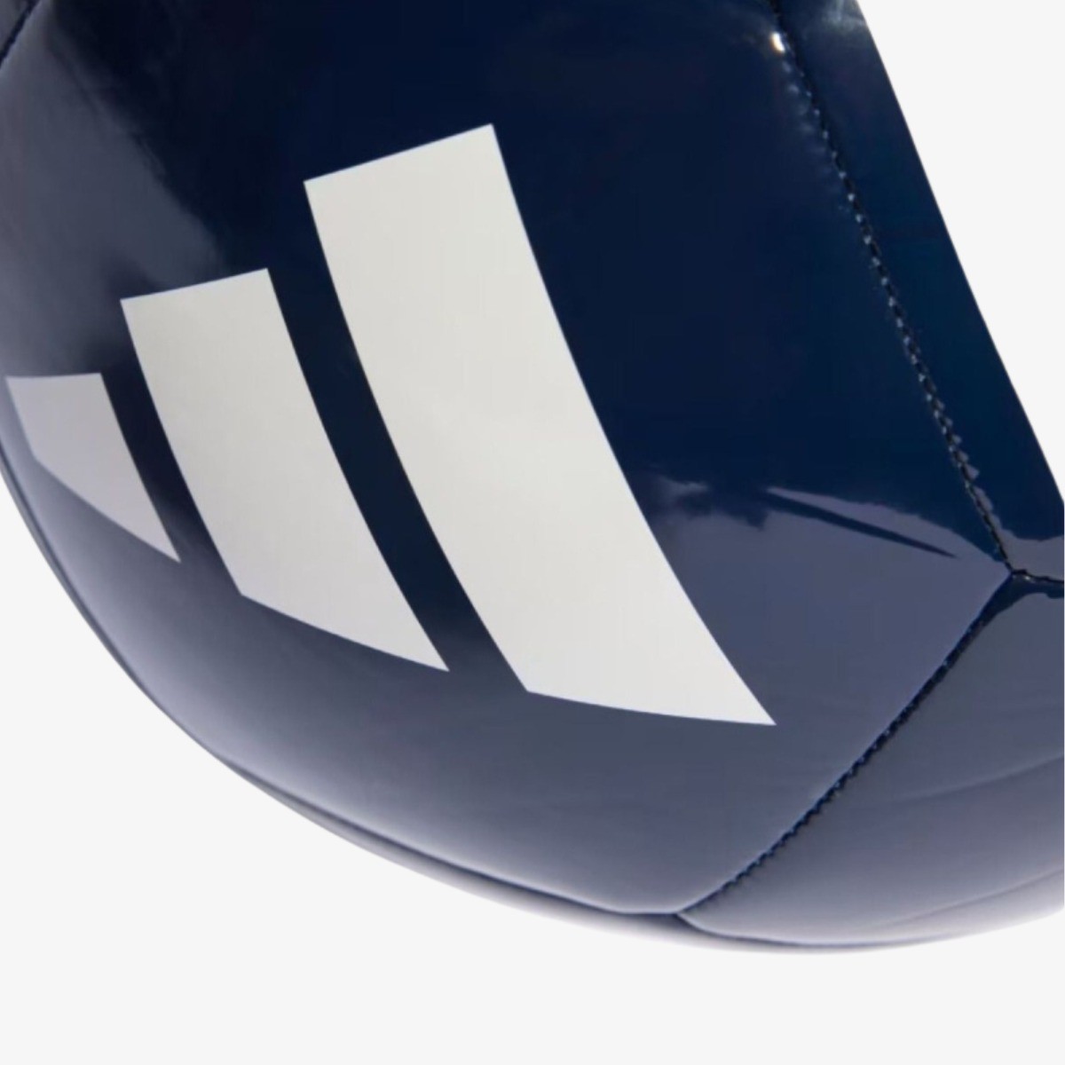 https://darcet.pl/49858-large_default/pilka-nozna-nike-pitch-pilka-do-nogi-niebieska-r-5.jpg